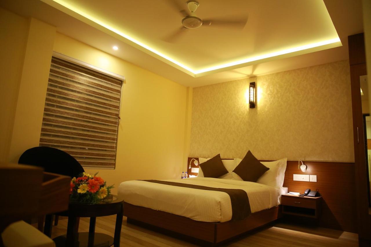 D'Chandelier Kochi Ngoại thất bức ảnh