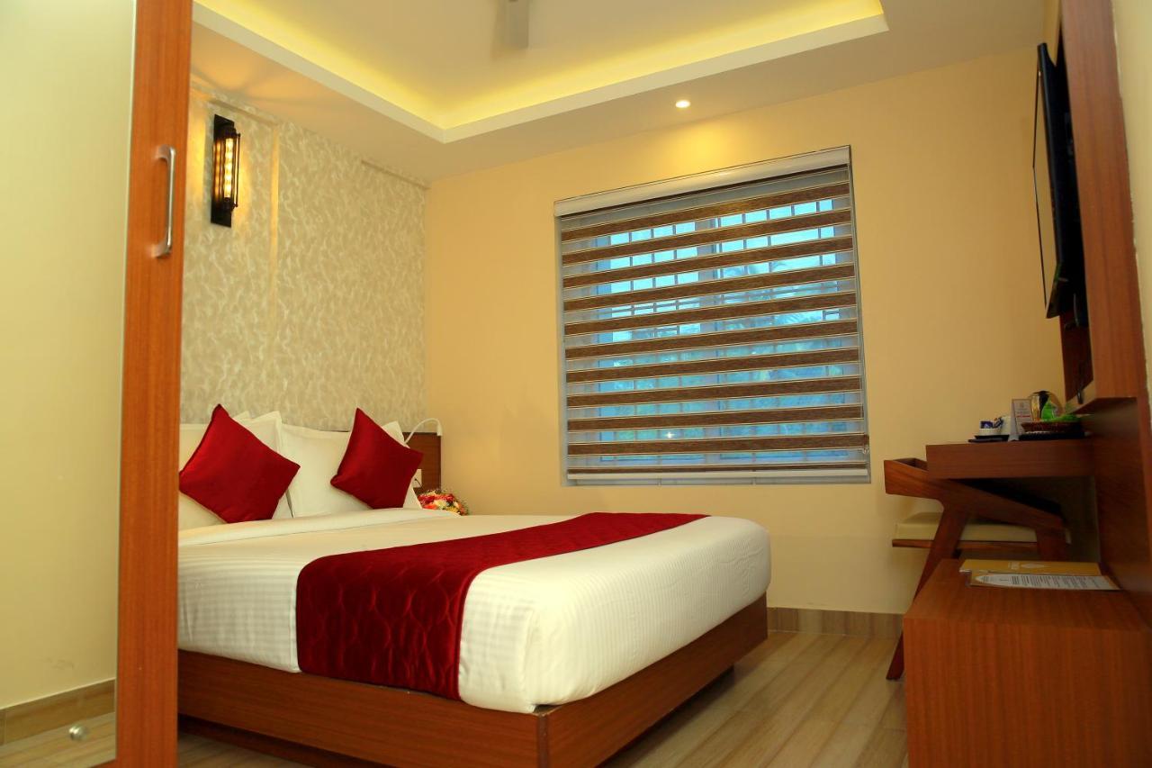 D'Chandelier Kochi Ngoại thất bức ảnh
